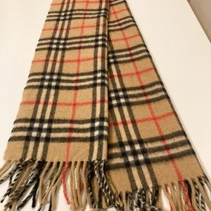 100% Cashmere Vintage Authentic Burberry Nova Check Scarf
